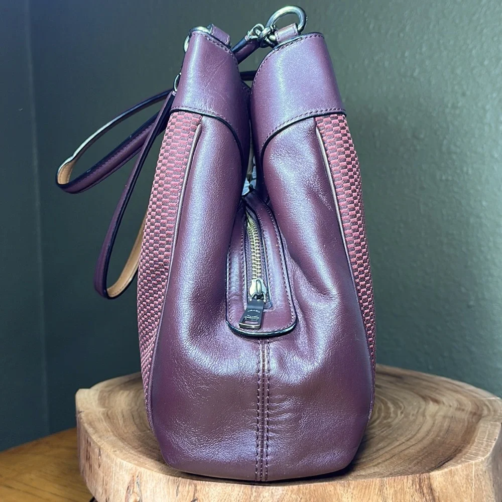COACH Exploded Reps Print Lexy Shoulder Bag - Picture 7 of 17